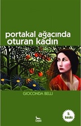 Portakal Ağacında Oturan Kadın