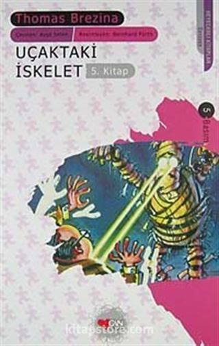 Uçaktaki İskelet / Sevimli Canavarlar 5